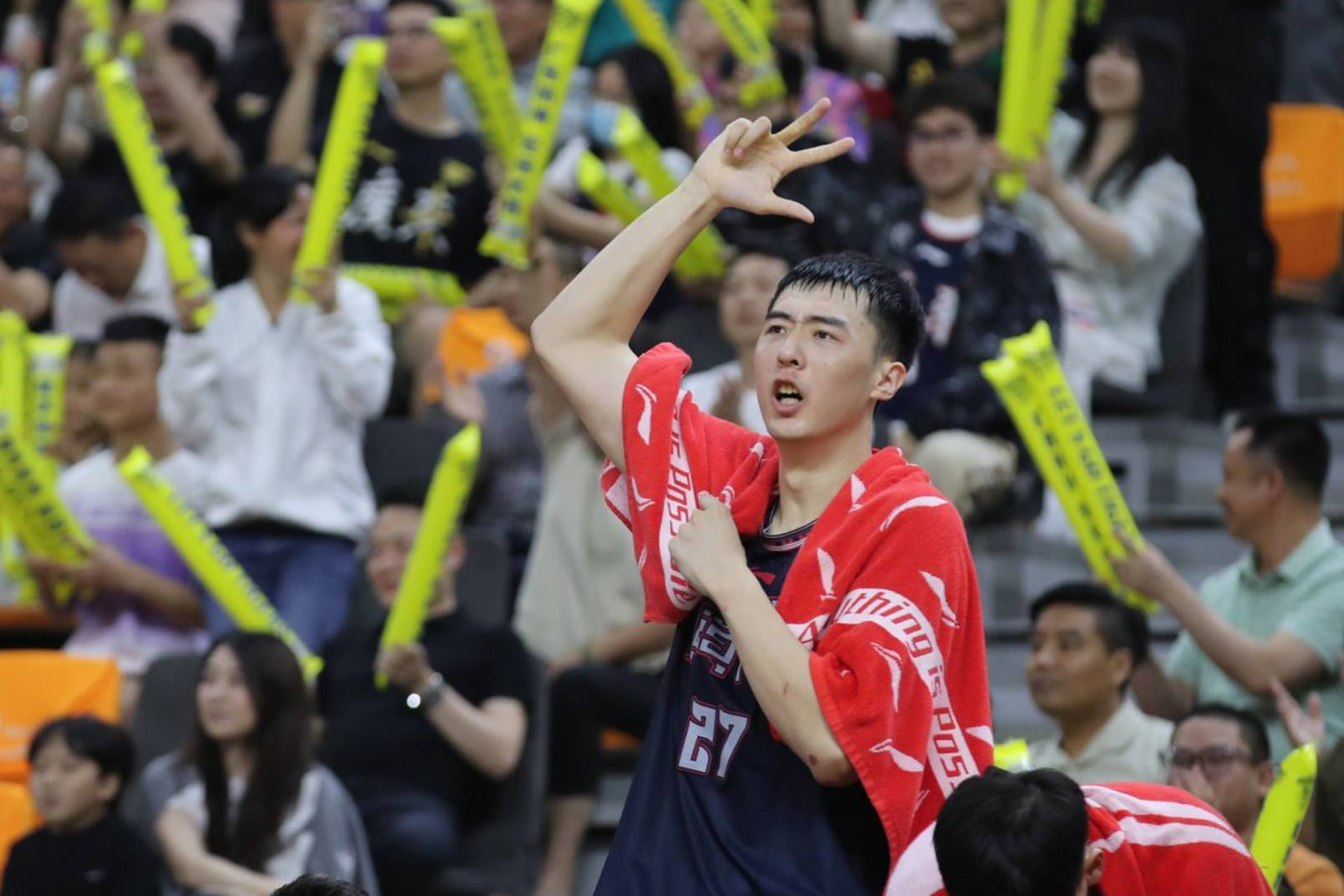 锐不可当引发热议！，Scout在曼联比赛中大比分获胜上演精彩一战