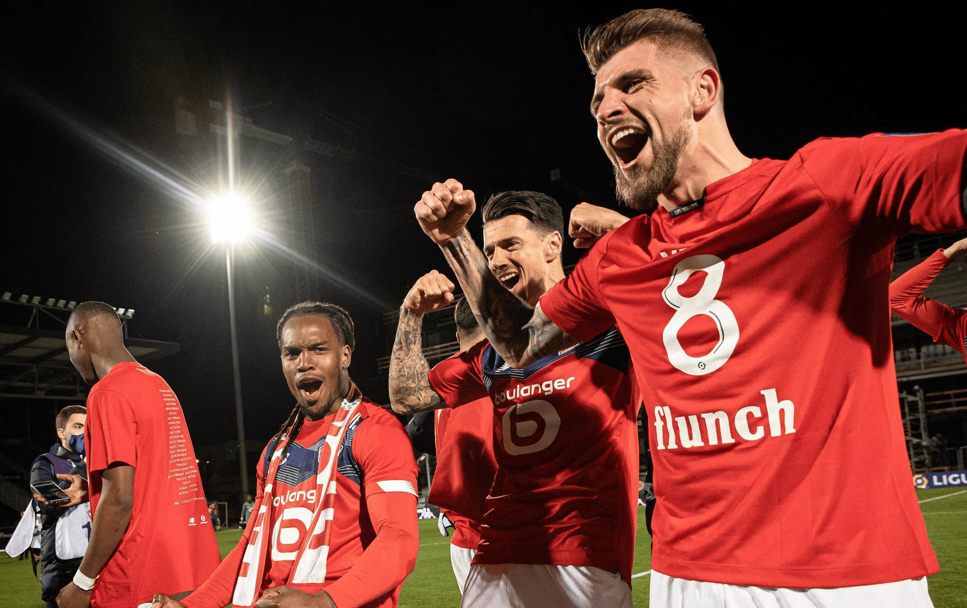 包含集结日葡超焦点战，勒沃库森豪取连胜，态度坚定，数据趋势出现新变化的词条